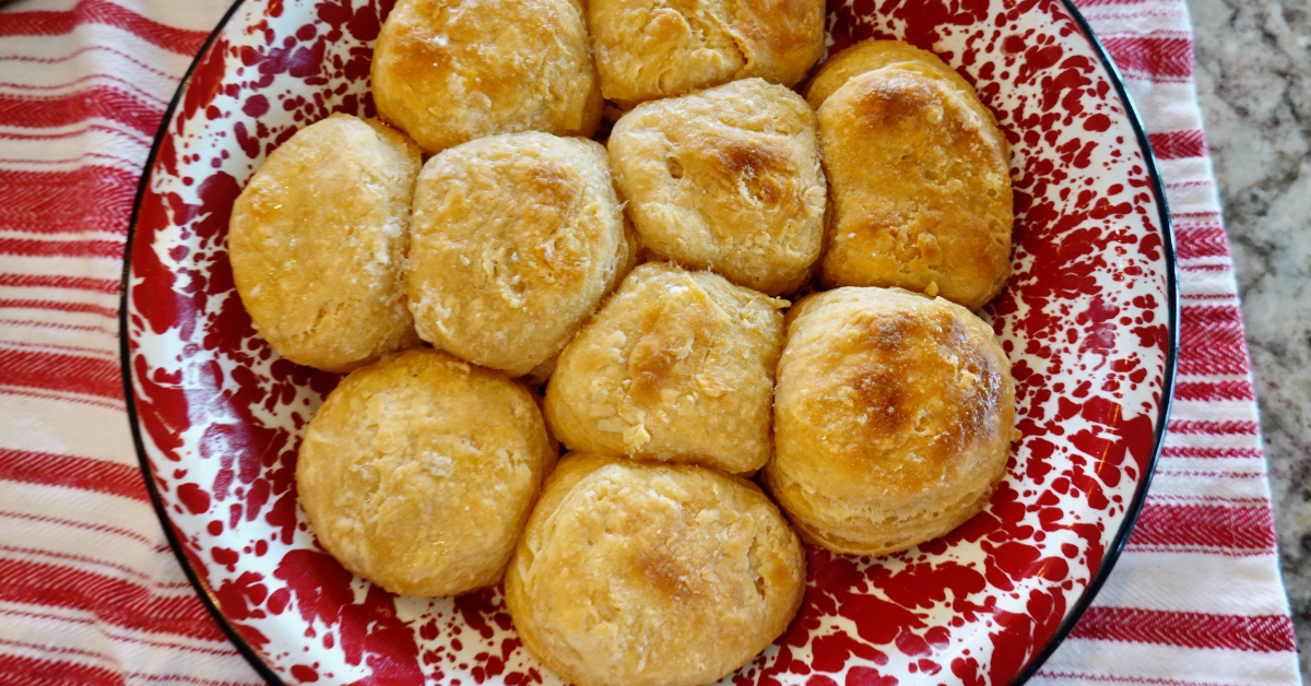 SOURDOUGH BISCUITS WITHOUT BAKING POWDER