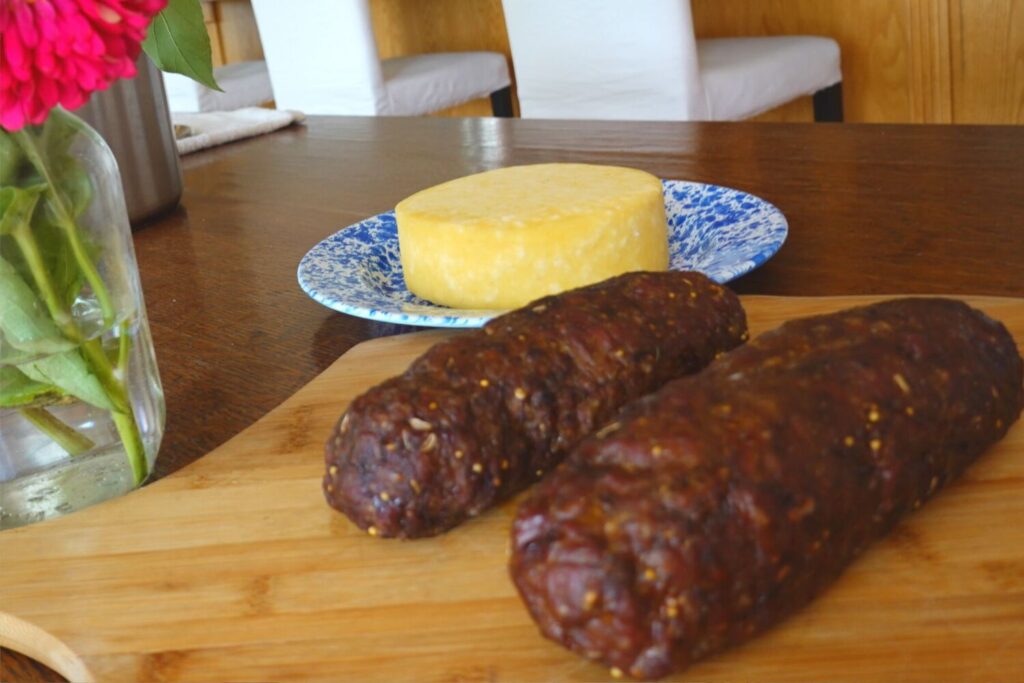 beef summer sausage is a healthy alternative to lunch meats